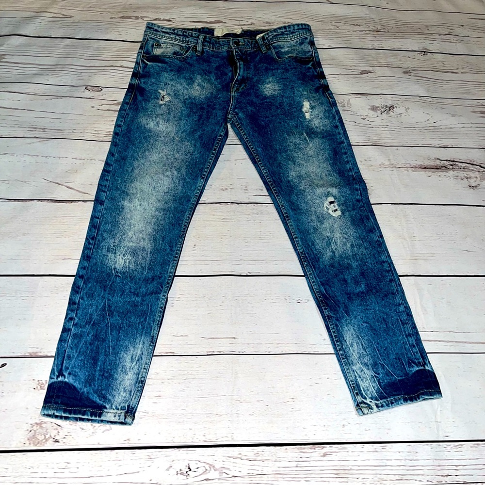 Jeanius Jeans distressed size 34x30